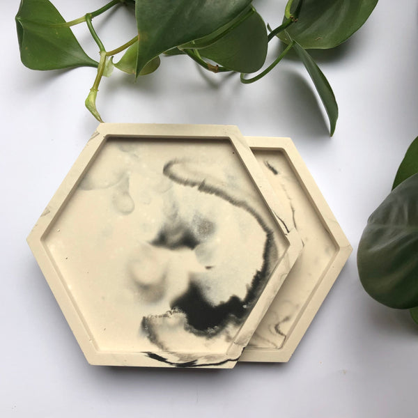 Set of 2 or 4 Marbled Jesmonite Coasters