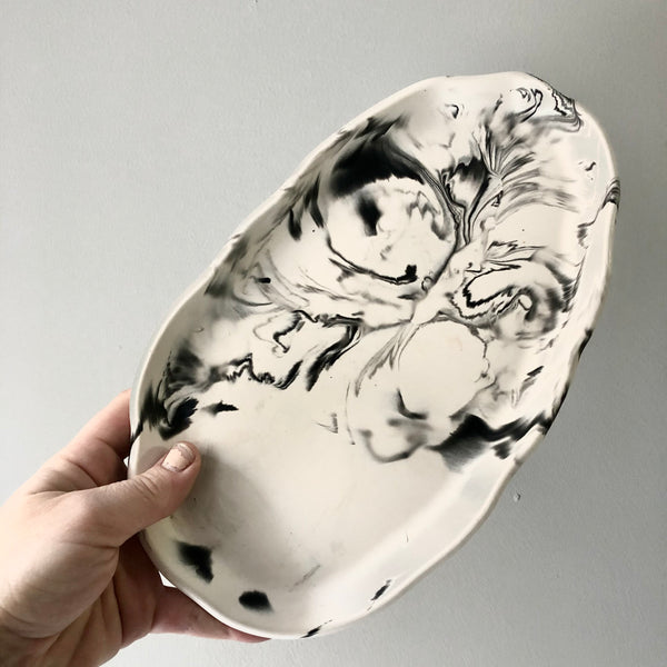 Marbled jesmonite oval tray