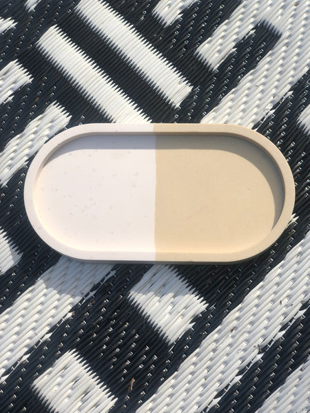 2-tone trinket tray Beige