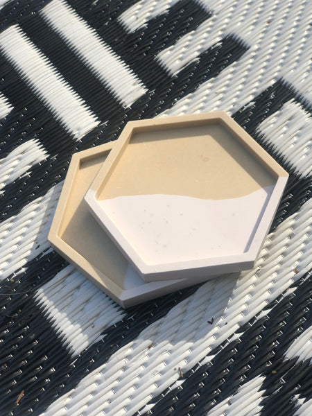 Set of 2 Beige Coasters