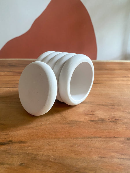 Bubble jar with lid
